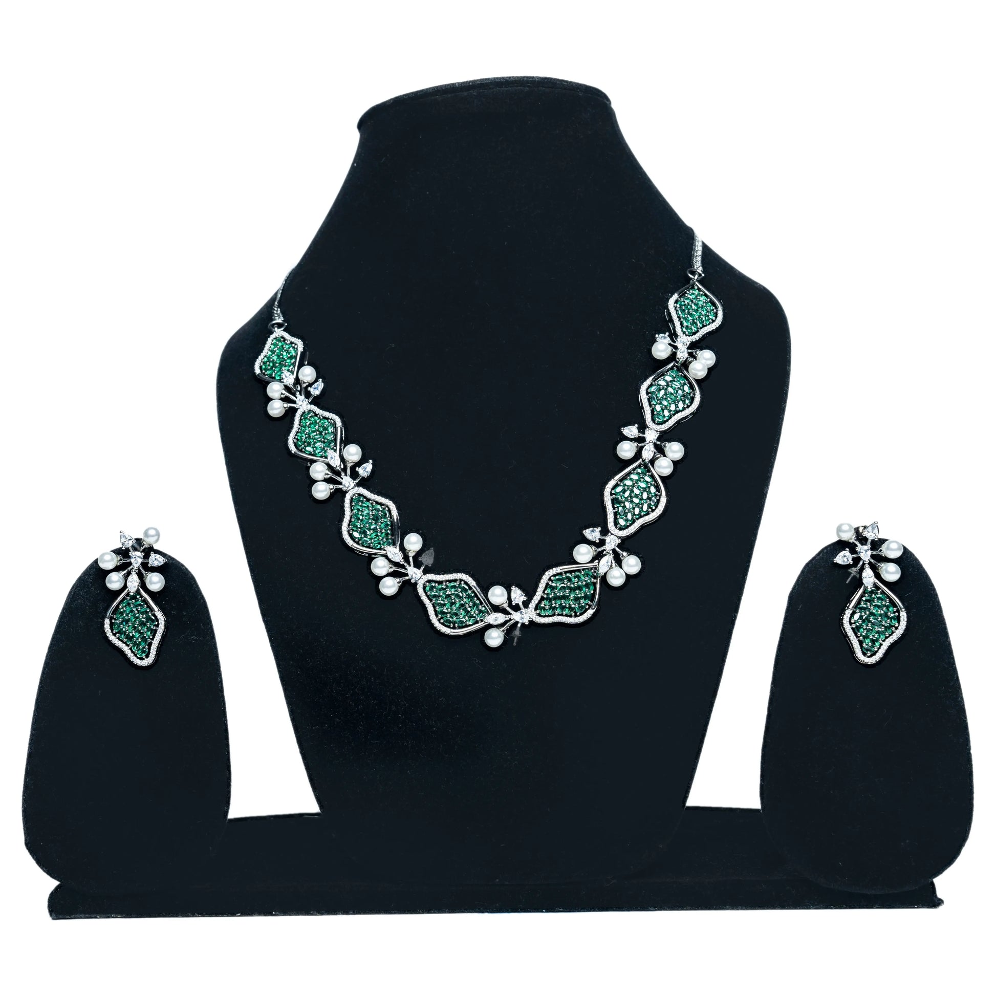 Green Stone Necklace Set