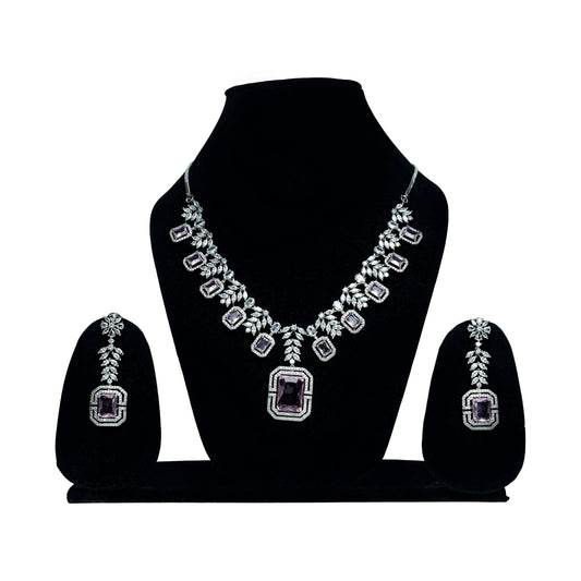Stylish Women's Necklace and Earring Set
