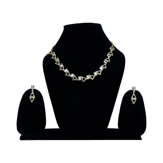 AD Necklace Triangle Shape Stone - VERDOT