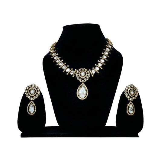 Majestic Teardrop Kundan Necklace Set