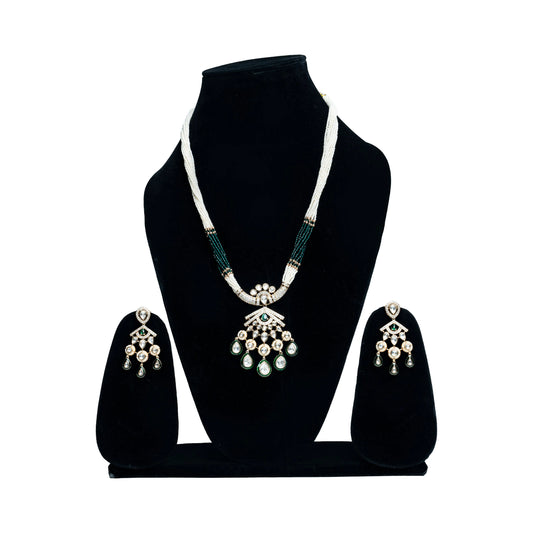 Green & White Kundan Pendant Necklace Set
