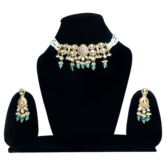 Rajwada Kundan Emerald Choker Set with Earrings
