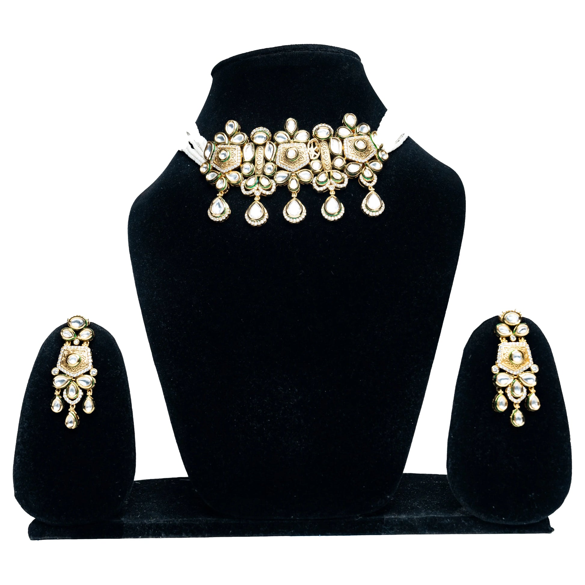 Rajwada Kundan Pearl Choker Set