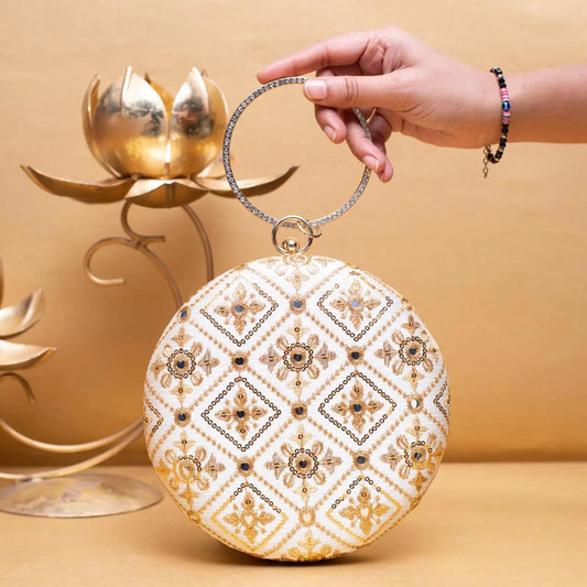 Hobo Quilted Bag in White